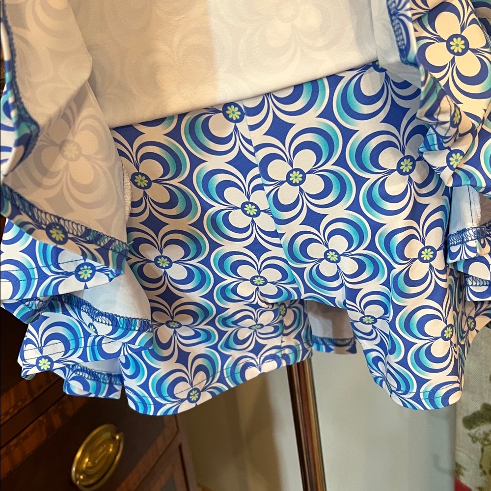 Lulu B Blue Floral Geometric Athletic Skirt with Built In Shorts - Picture 4 of 6